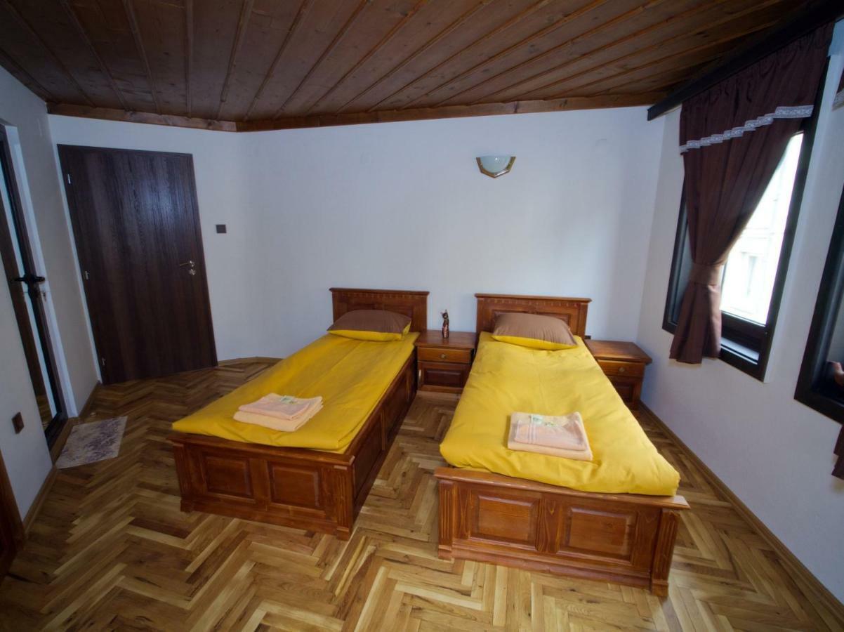 Гурме Хаус Gabrovo Bagian luar foto